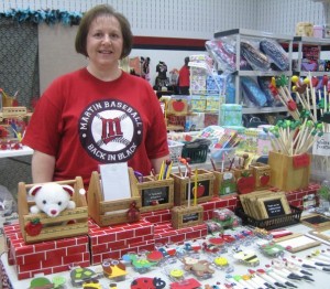 Wendy is a Marin Baseball Mom, she is one of the volunteers supervising the show floor. Add a caption Wendy is a Marin Baseball Mom, she is one of the volunteers supervising the show floor.